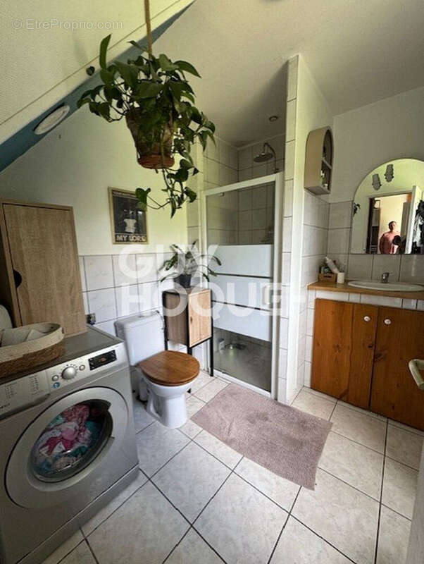 Maison à FAUX-FRESNAY