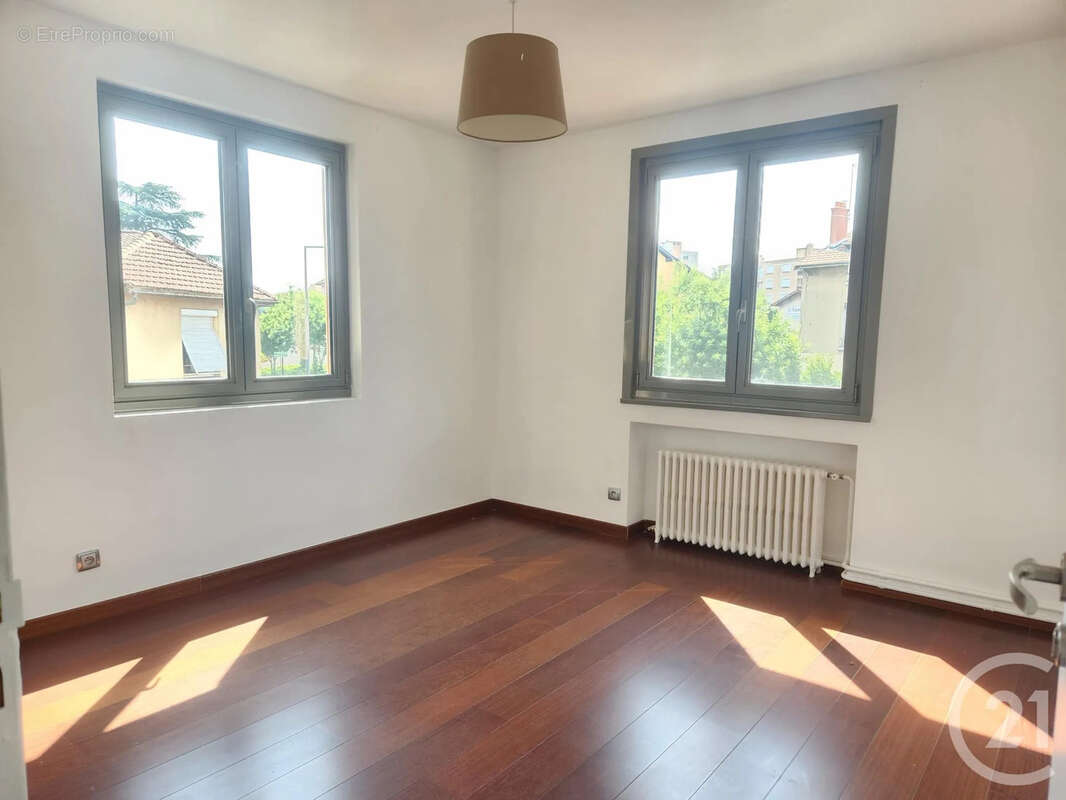Appartement à VILLEURBANNE