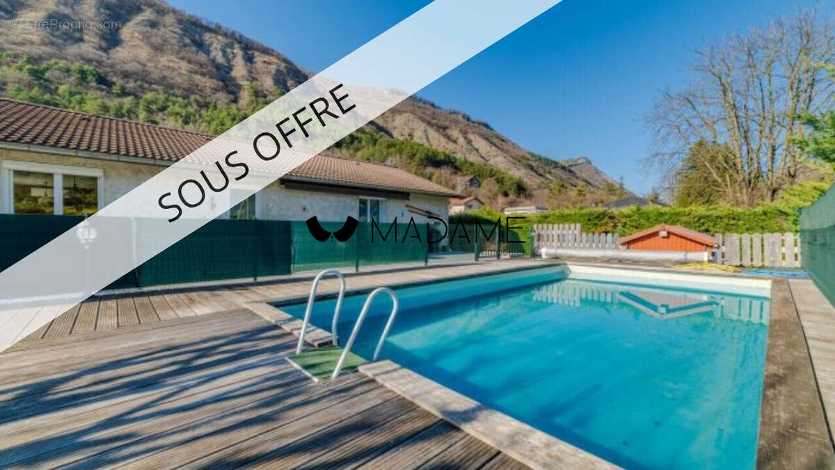 Maison à VIF
