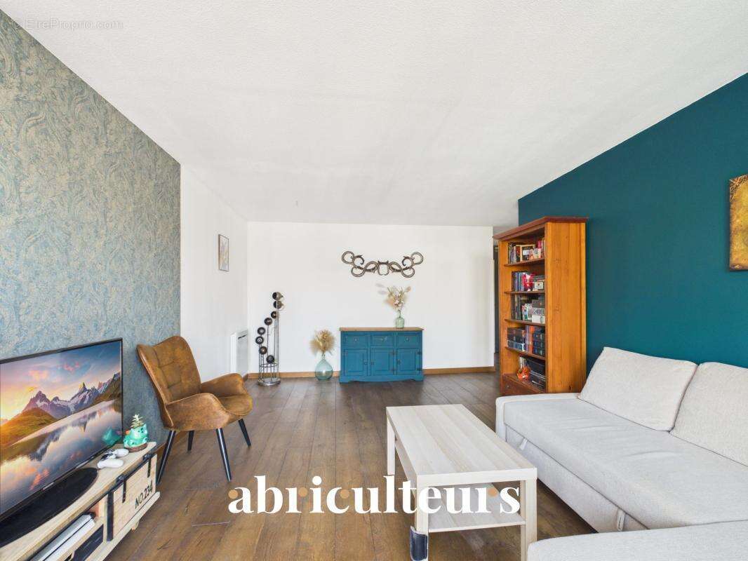 Appartement 3 pièces dernier étage avec balcon sans vis-à-vis en vente à Argenteuil 95100 - photo 9