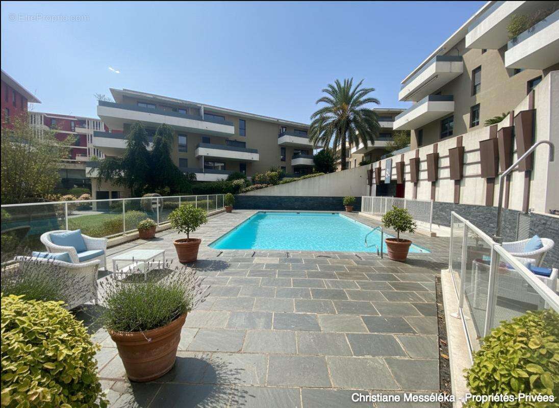 Appartement à JUVIGNAC