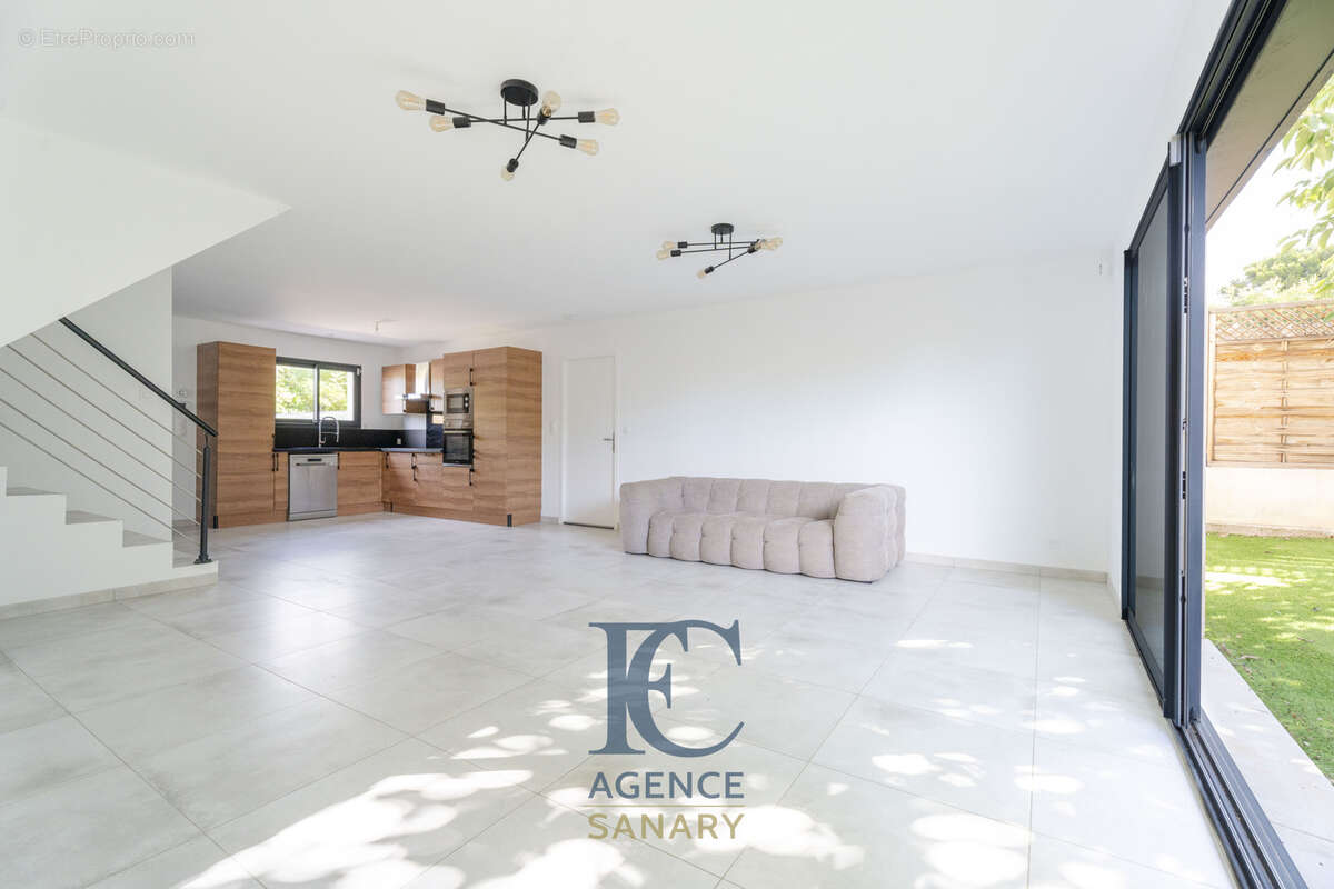Maison à SANARY-SUR-MER