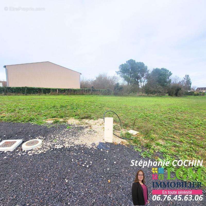 Terrain à EPUISAY