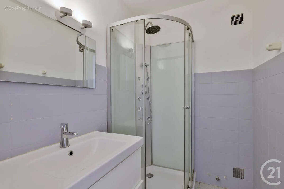 Appartement à VILLEFRANCHE-SUR-MER