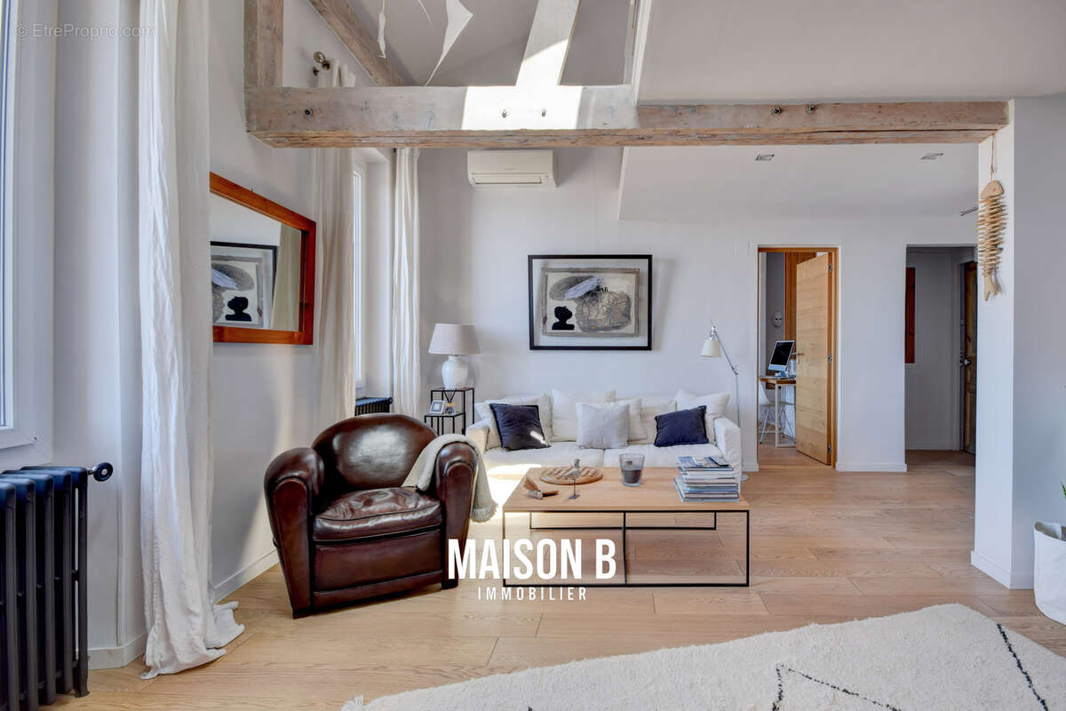 Appartement à MARSEILLE-8E