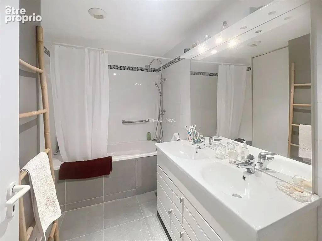 CENTRE VILLE, quartier SAINT AUBIN, bel appartement de 112.57m2 avec grande TERRASSE et GARAGE - photo 10