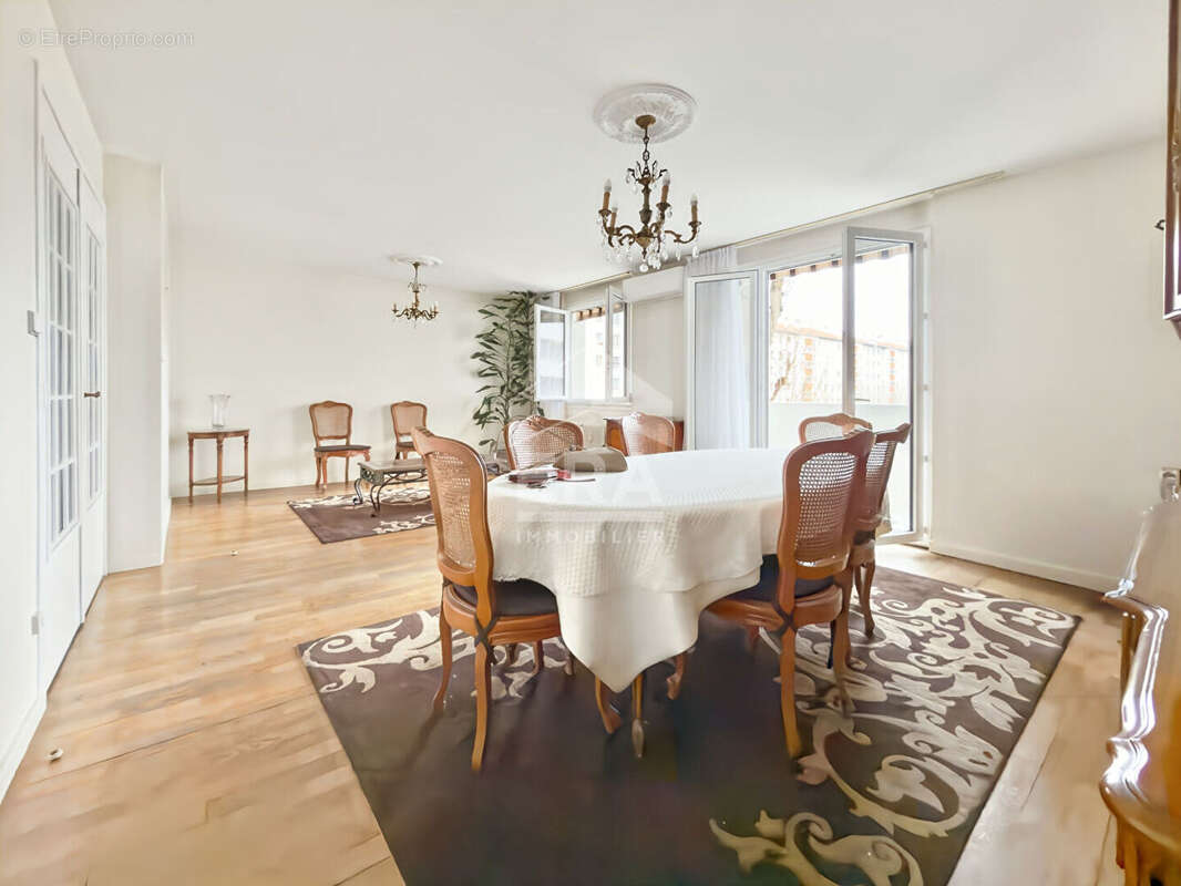 Appartement à VILLEURBANNE