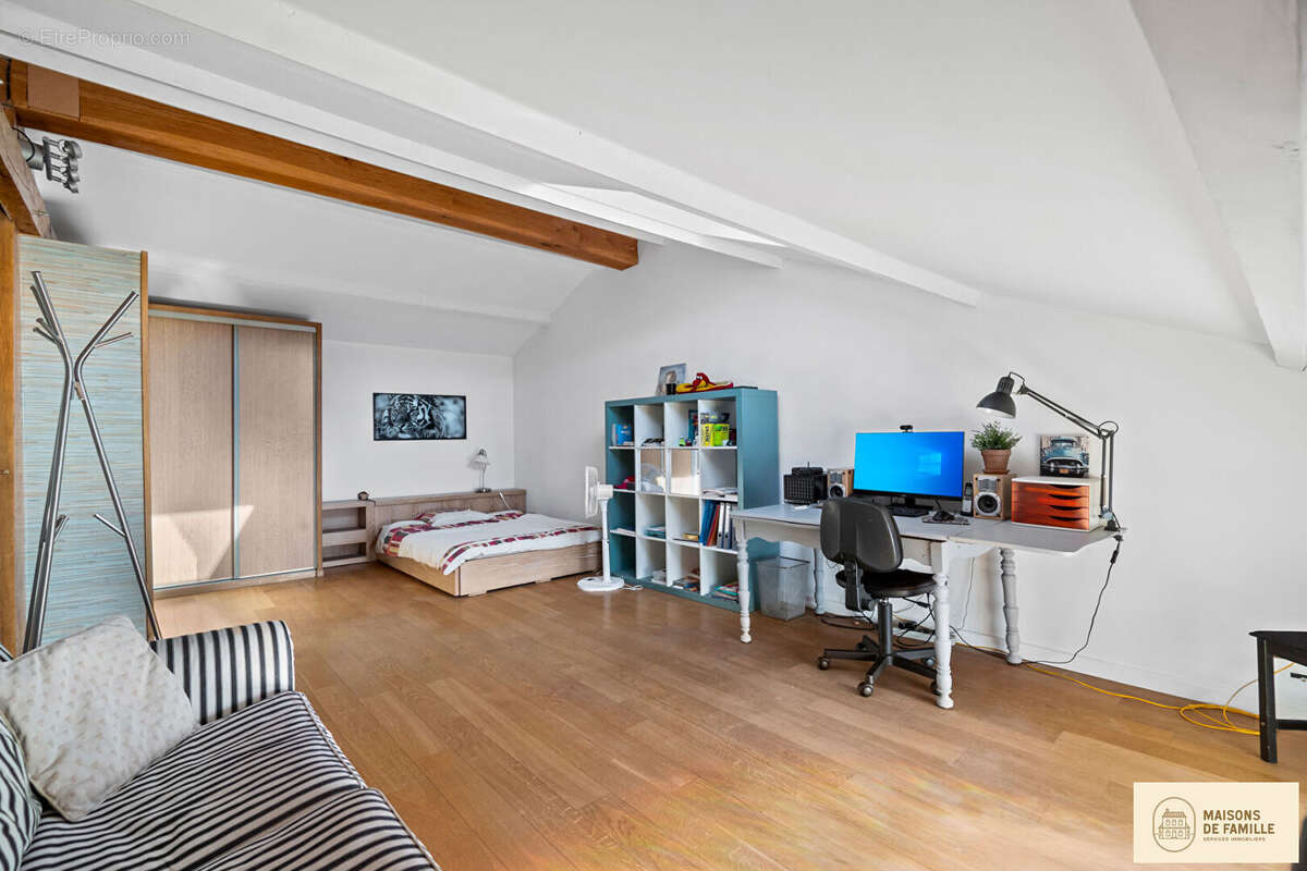Maison à LE PORT-MARLY