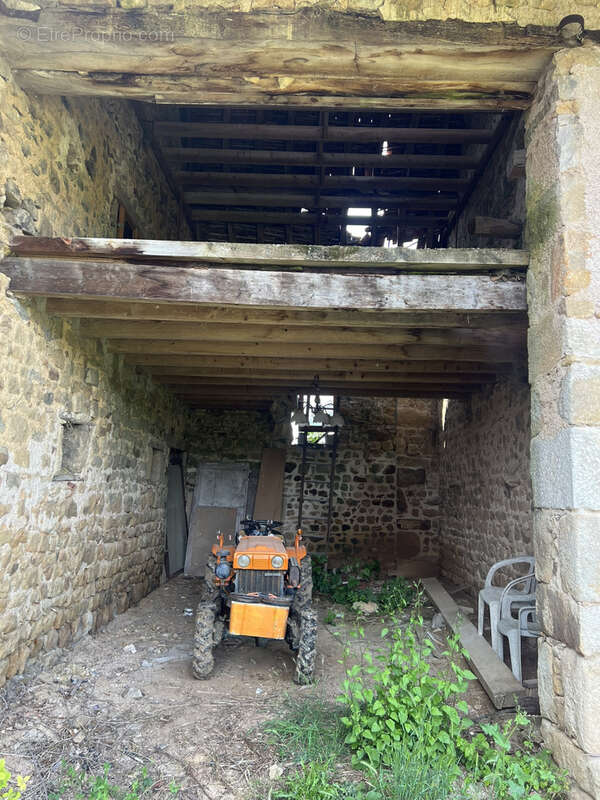 Maison à SAINT-MARTIN-DE-SALENCEY