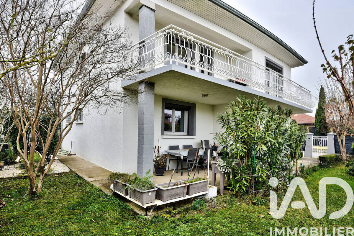 Photo 1 - Maison à MEYZIEU