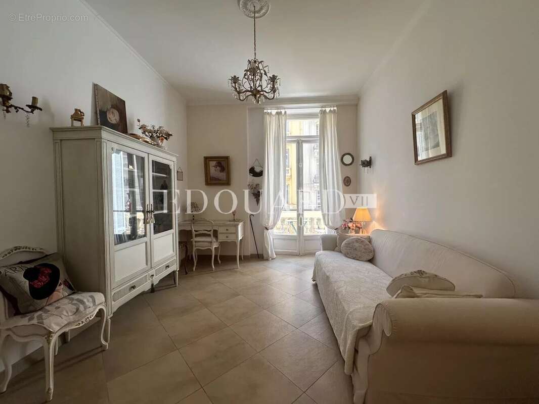 Appartement à MENTON