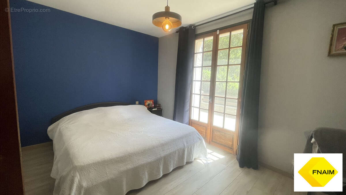 Maison 229 m² à Sauvagnas  - photo 8