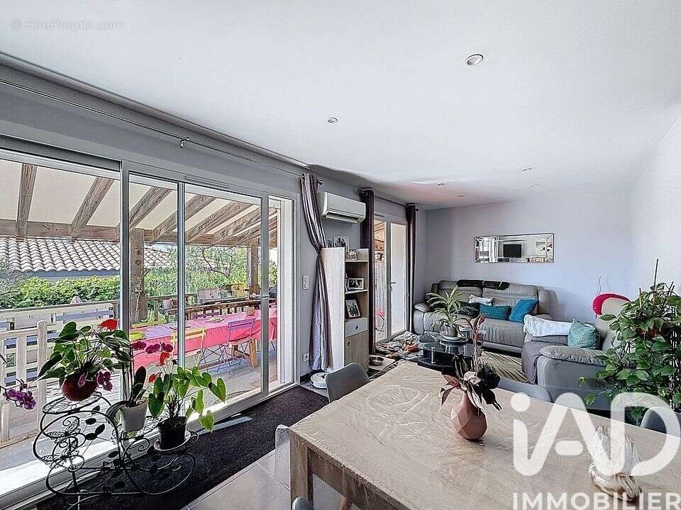 Photo 5 - Maison à GINESTAS