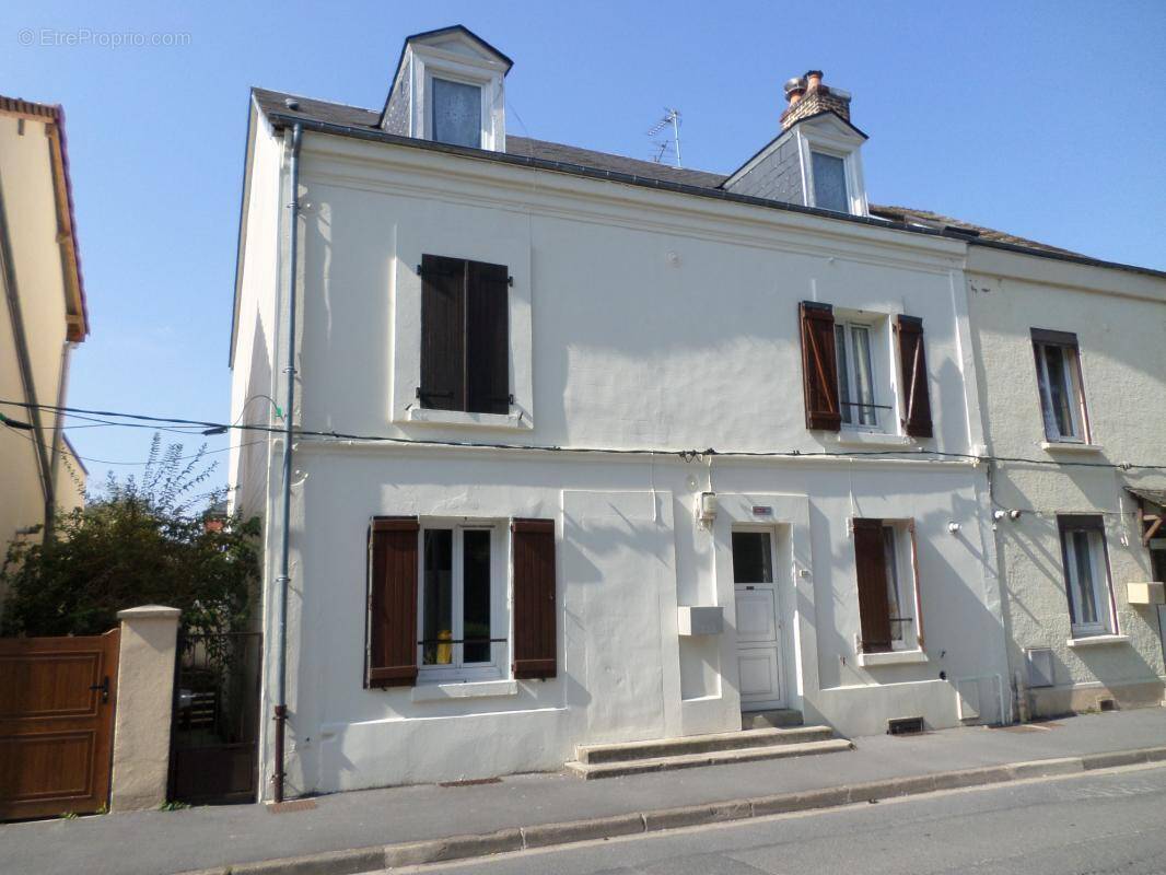 Maison à CHARLEVILLE-MEZIERES
