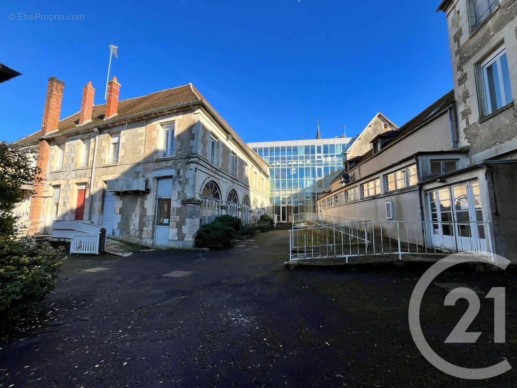 Maison à ENTRAINS-SUR-NOHAIN