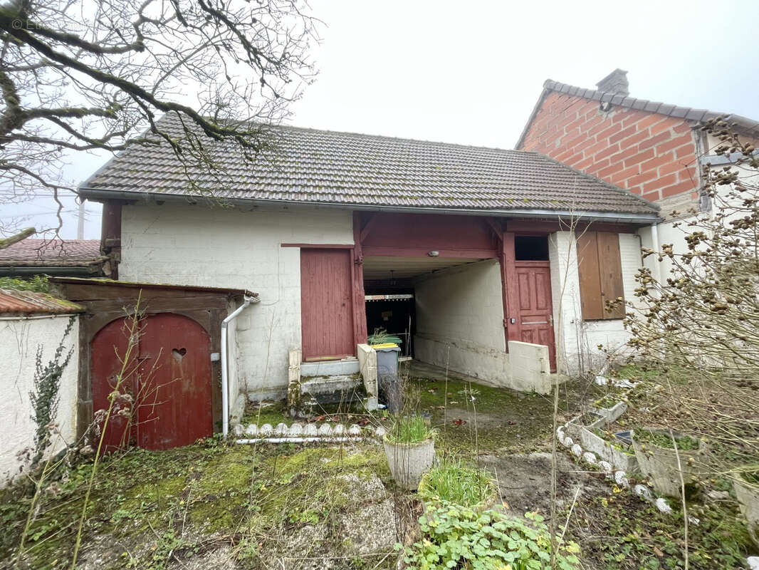 Maison à SAINTE-GENEVIEVE