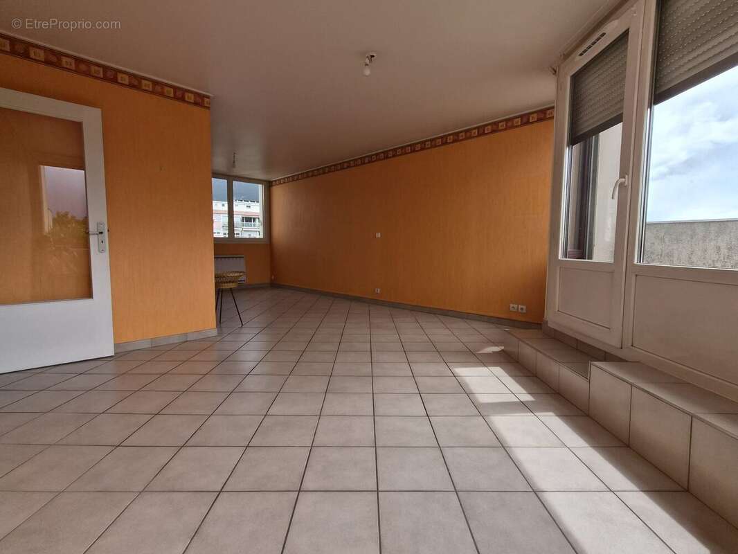 Appartement à LA RAVOIRE