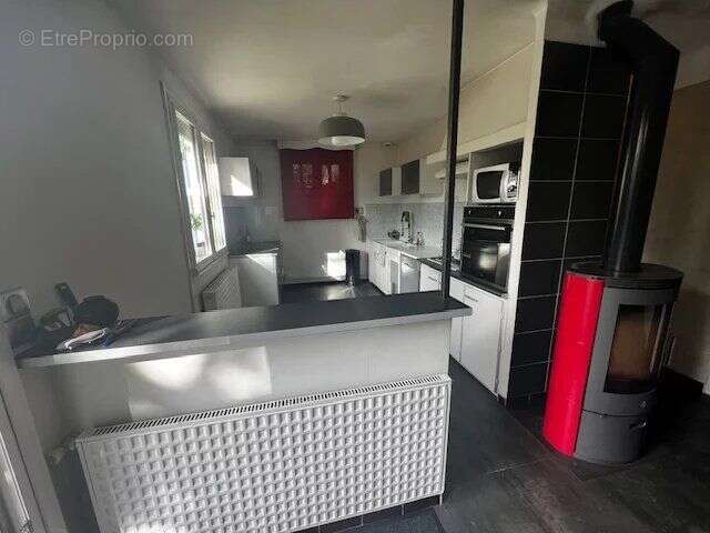 Maison à SAINT-ETIENNE-DE-GOURGAS