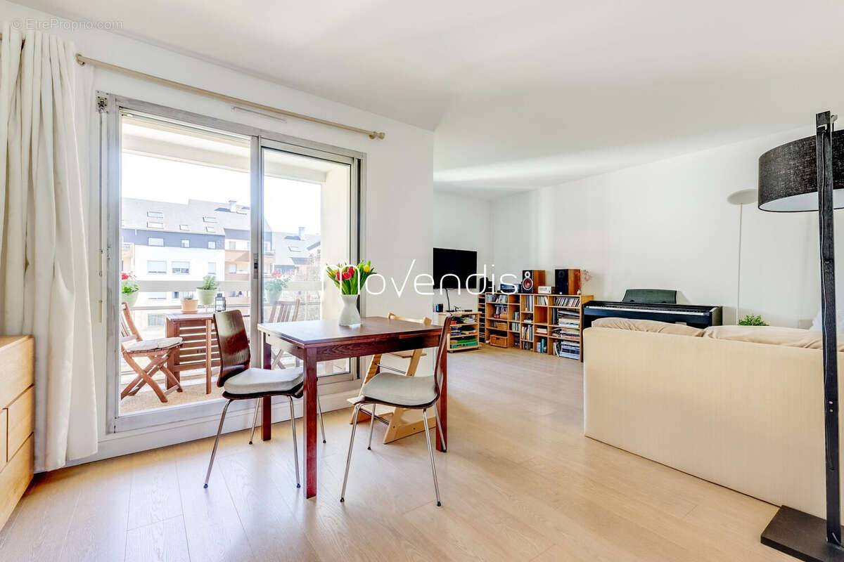 Appartement à NOGENT-SUR-MARNE