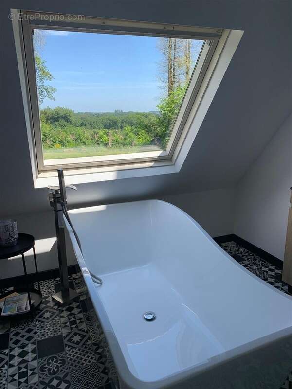 Maison à LA FEUILLEE