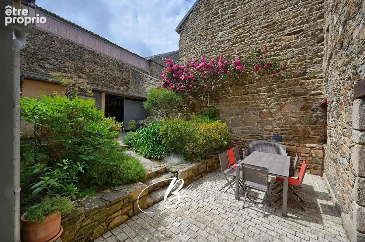 A vendre maison de caractère en pierre centre historique de Tréguier - photo 2