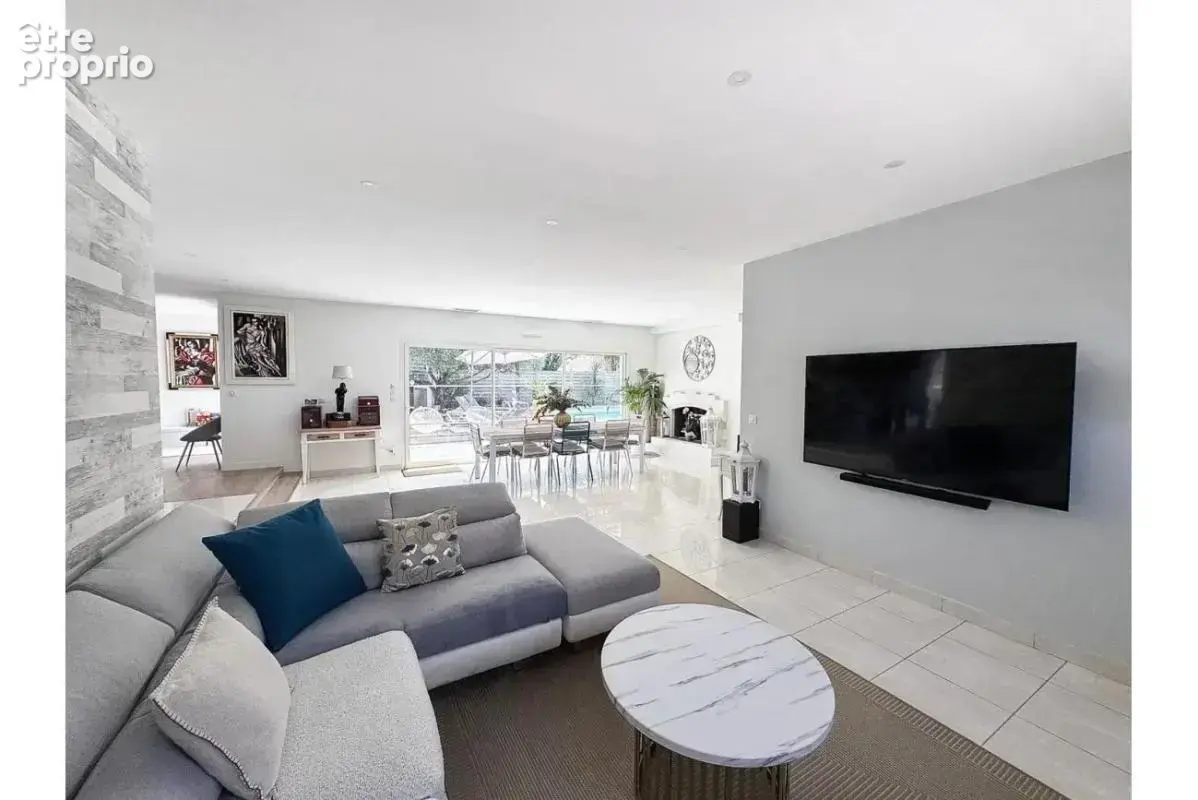 Maison T6 de 222m² à Léognan - photo 3