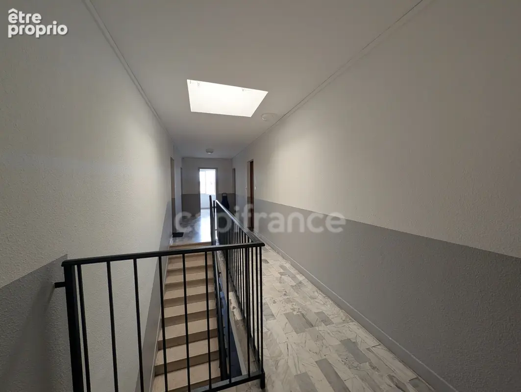 Appartement T2 (33) - Vue sur les toits - BORDEAUX SAINT-AUGUSTIN - photo 10