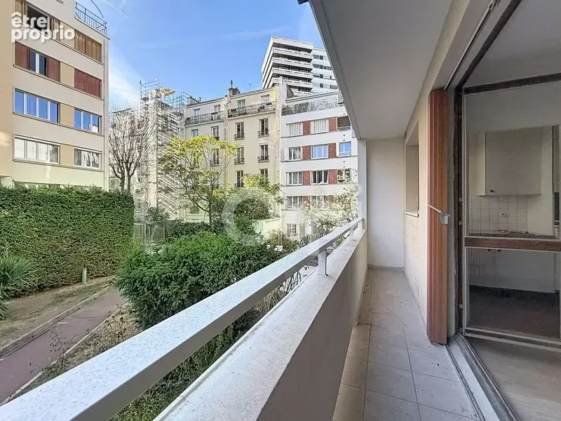 Appartement à PARIS-15E