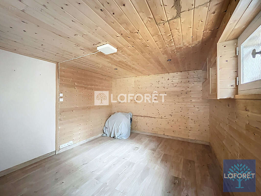 Maison à VIGNEUX-SUR-SEINE