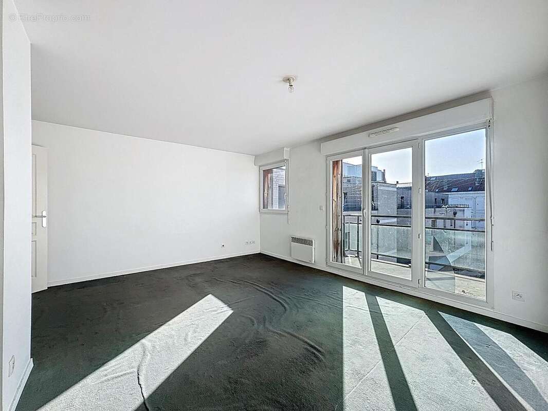   - Appartement à LILLE