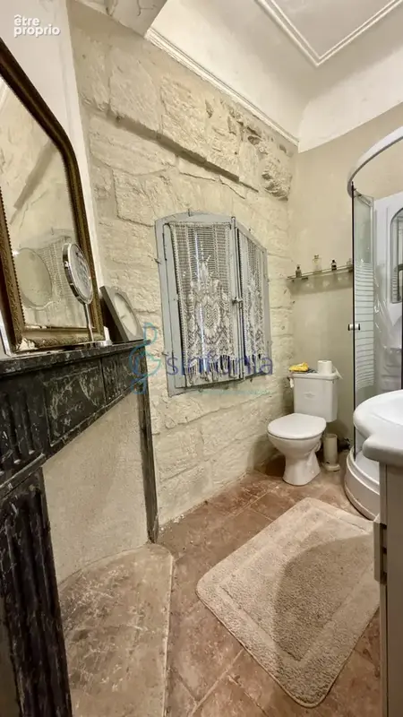 Uzès, maison de ville de caractère adossée au Duché, au cœur du centre historique - photo 17
