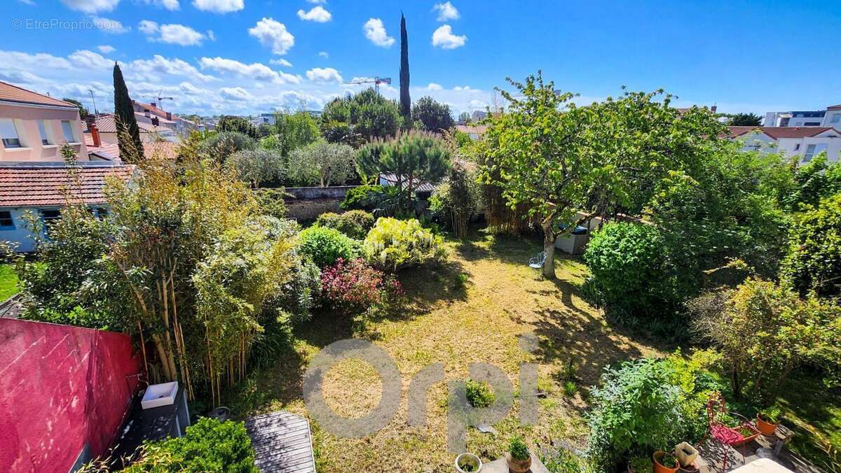 Maison à LA ROCHELLE