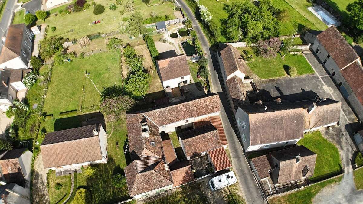 Photo 6 - Maison à LA TRIMOUILLE