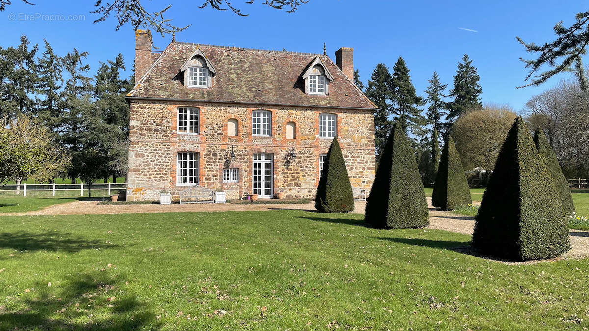 Domaine d'exception avec propriete de caractere - photo 40