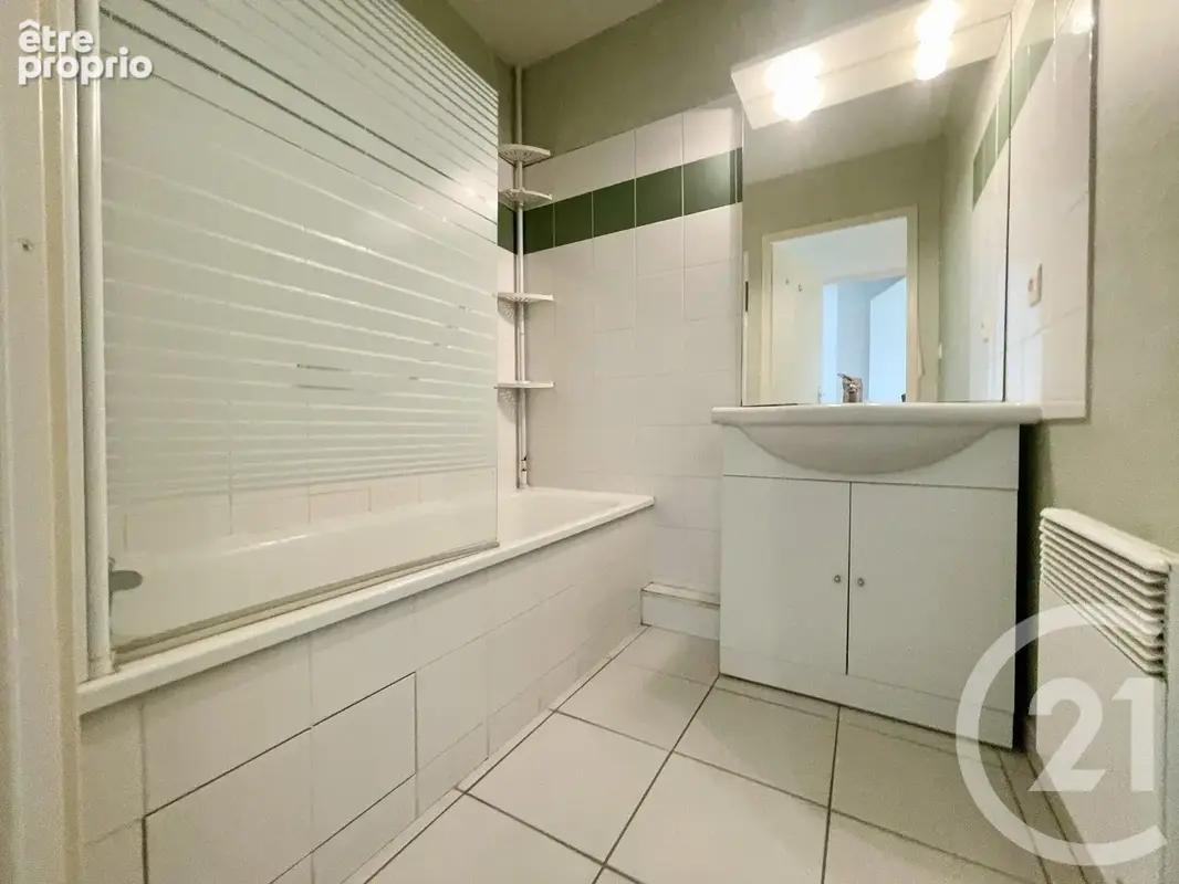 Appartement 68 m² à Saint-Lys  - photo 7