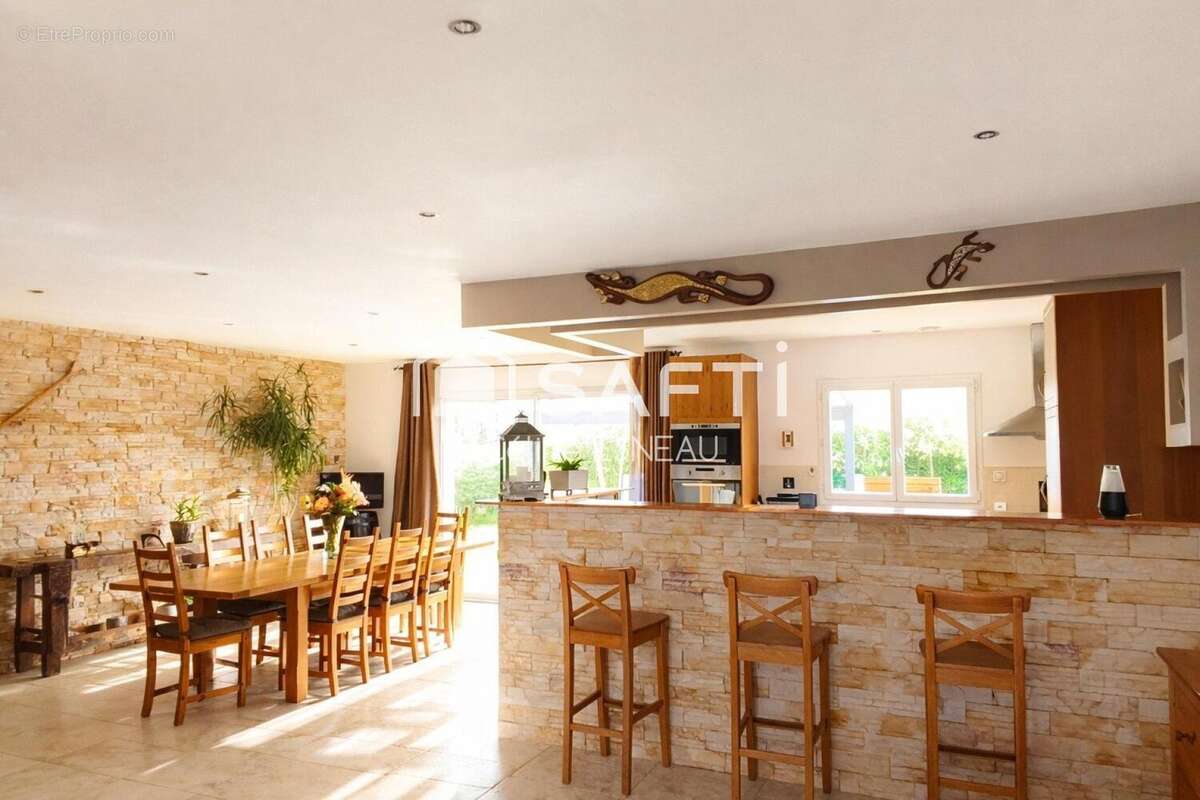 Photo 3 - Maison à GENESTON