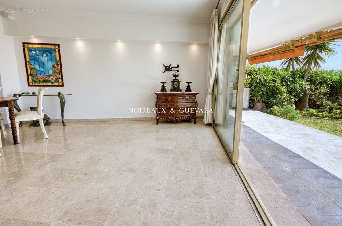 Appartement 70 m² à Le Cannet  - photo 8