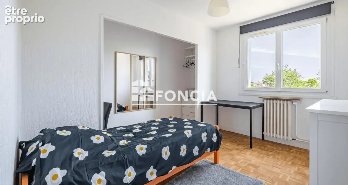 APPARTEMENT T4 avec place de parking et cave - photo 5
