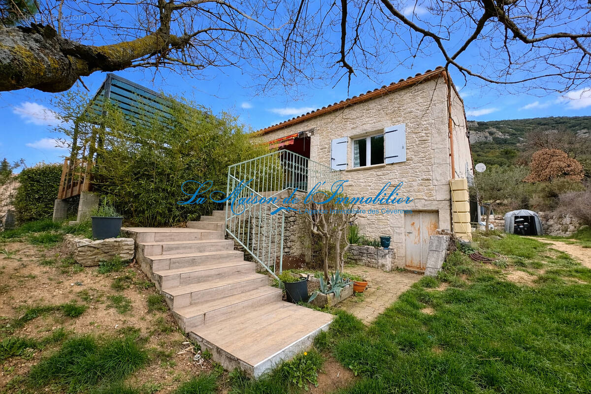 Maison à SEYNES