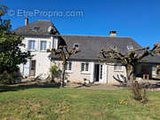 Maison à ARNAC-POMPADOUR