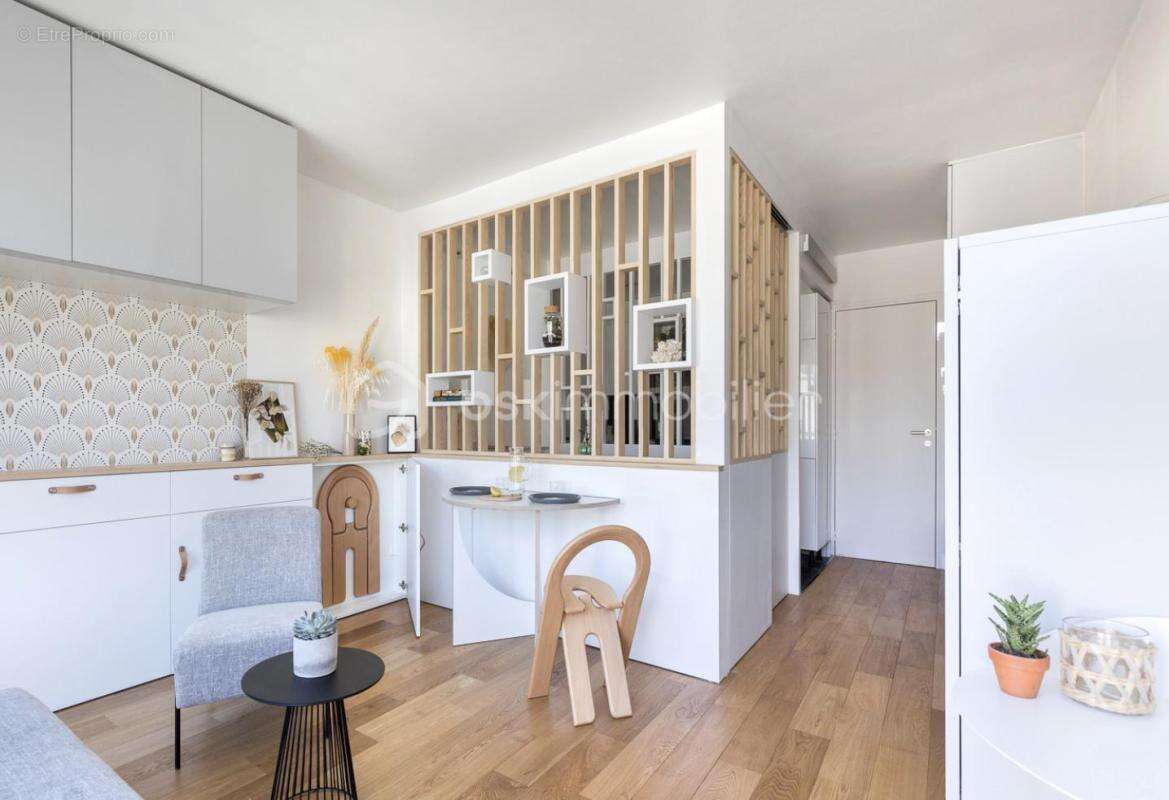 Appartement à PEZILLA-LA-RIVIERE