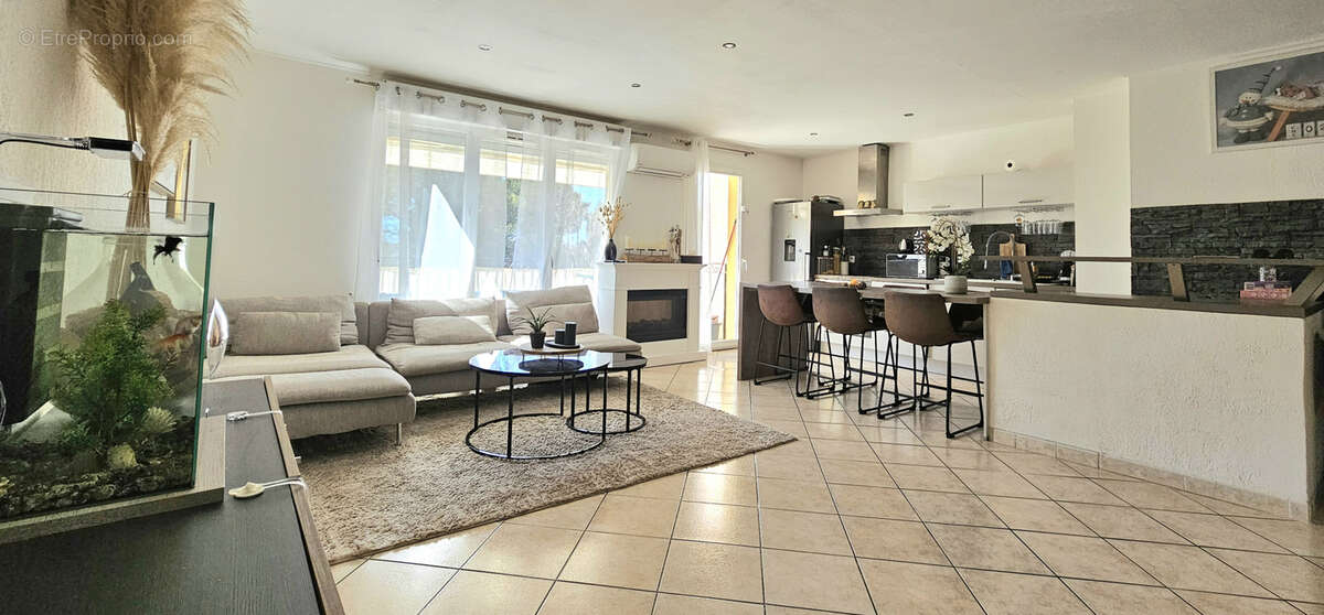 Appartement à MOUGINS