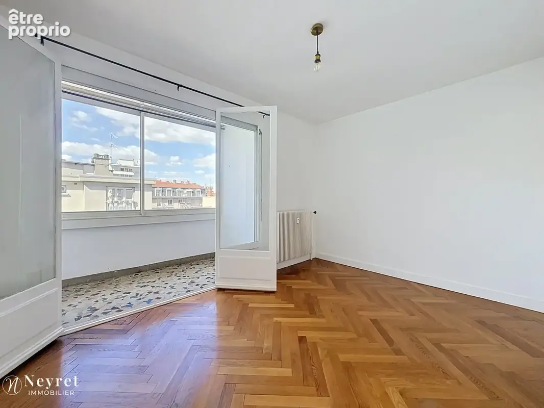 Appartement T2 secteur Voltaire Saint Amour - photo 4