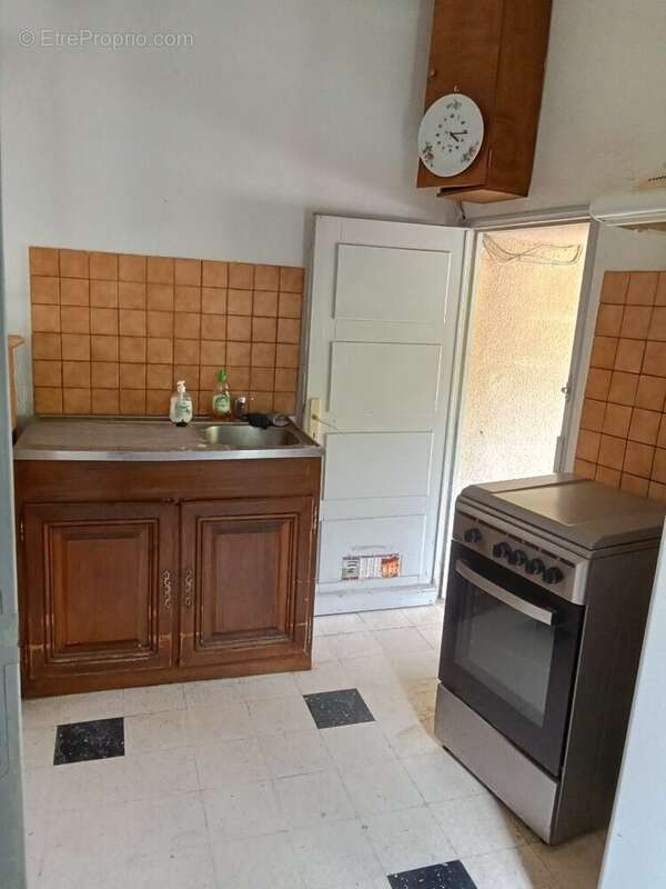 Maison de ville avec petite terrasse. - photo 3