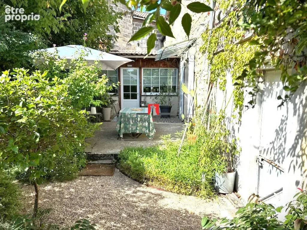Maison 5 pièces 132 m² à vendre à Saint-Medard-De-Guizieres (33230) - photo 3