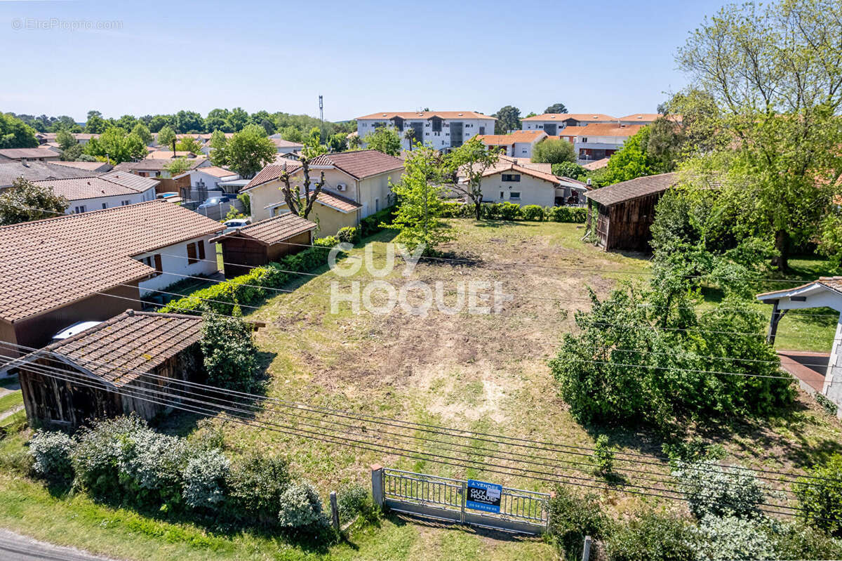Terrain à BISCARROSSE