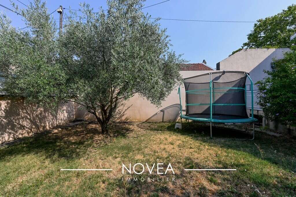 Maison 110 m² à Villeurbanne  - photo 2
