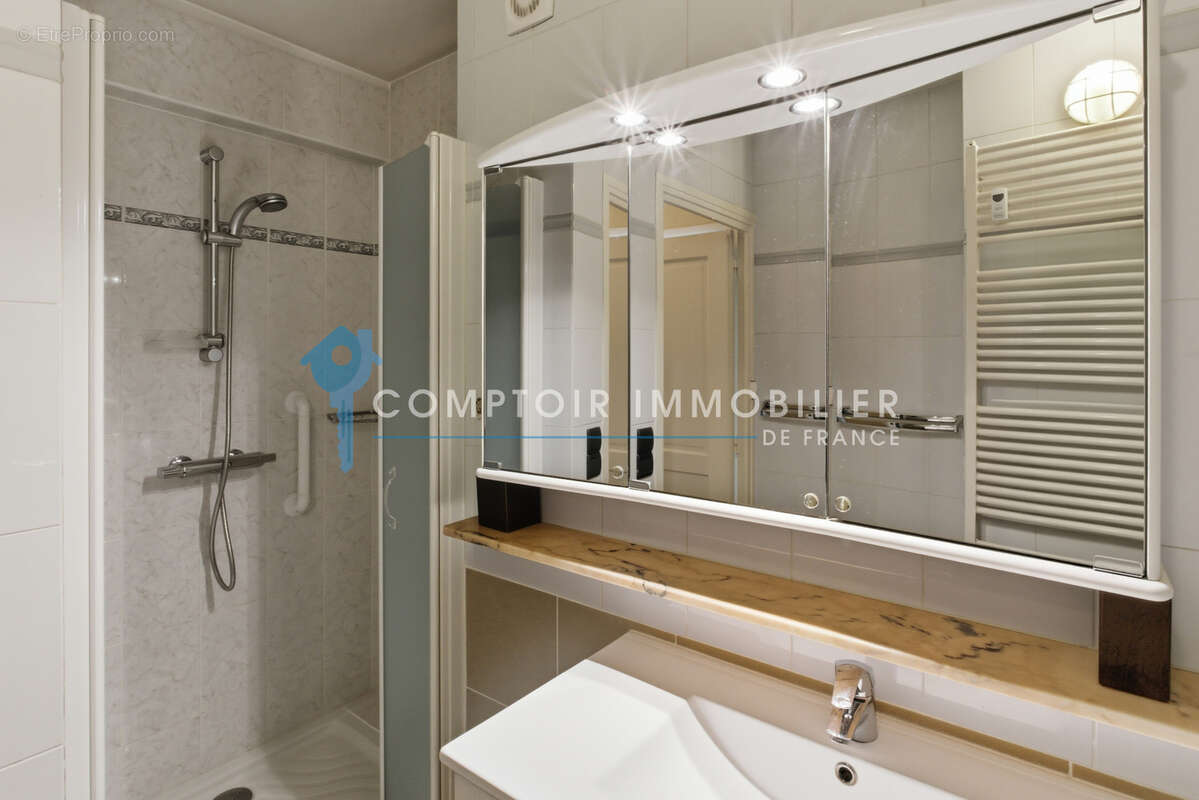 Appartement à MEYLAN