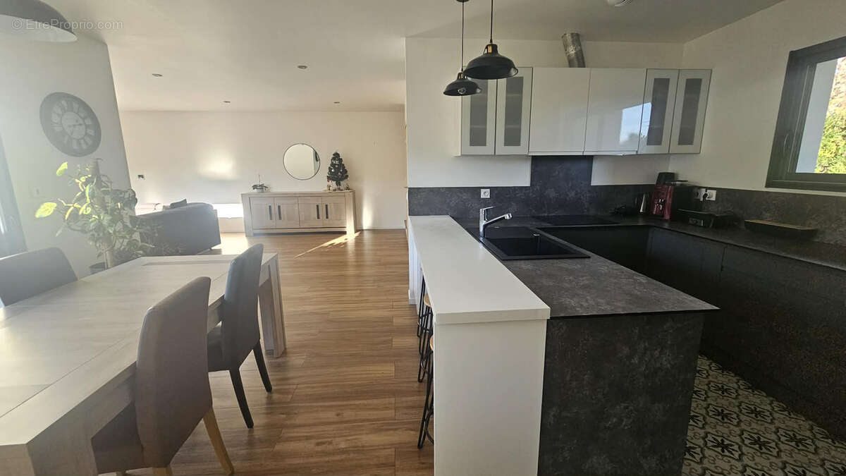 Maison à AIGREFEUILLE-D'AUNIS