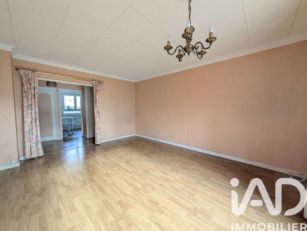 Photo 4 - Appartement à SAINT-MAUR-DES-FOSSES